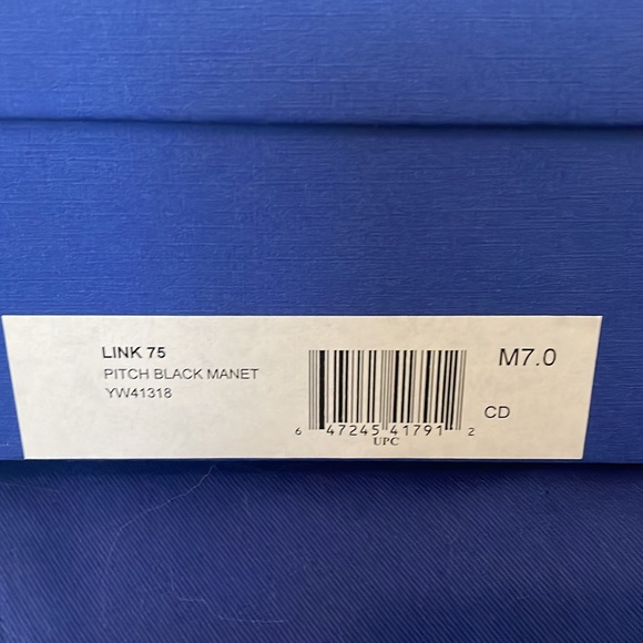 Stuart Weitzman heels - Picture 4 of 4